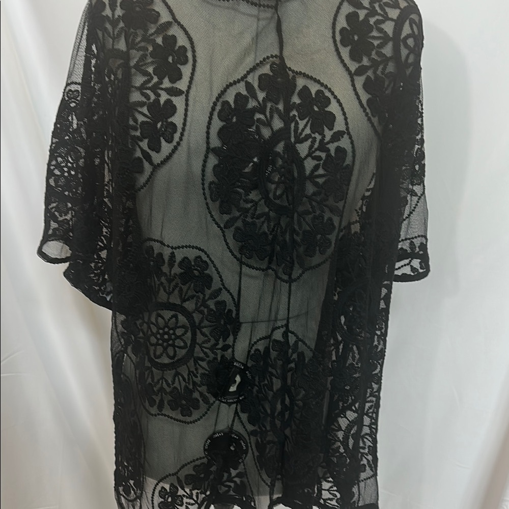 EUC Maurices Black Lace Cover-Up - Picture 6 of 6